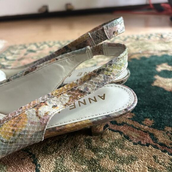 HOST PICK Y2K Anne Klein Multicolor Slingback Kitten Heels with Ruffle 8M - Picture 4 of 15
